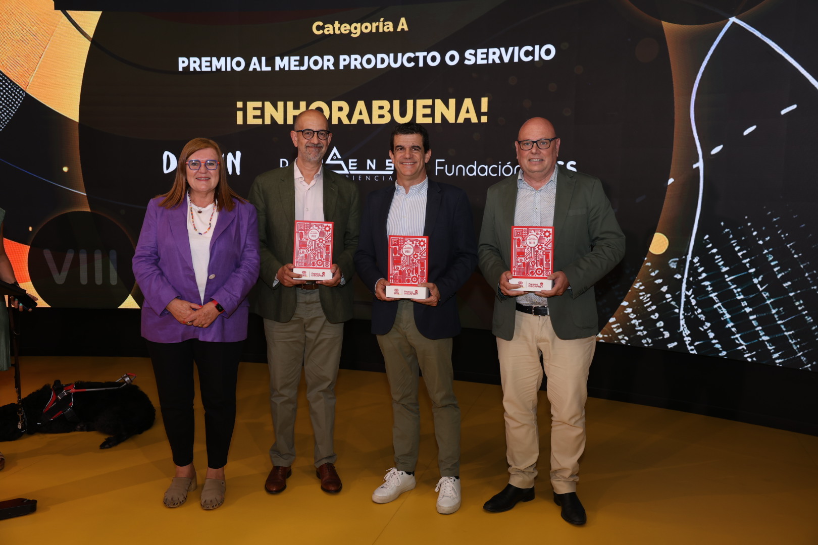 Foto de los galardonados en el acto de entrega de premios 