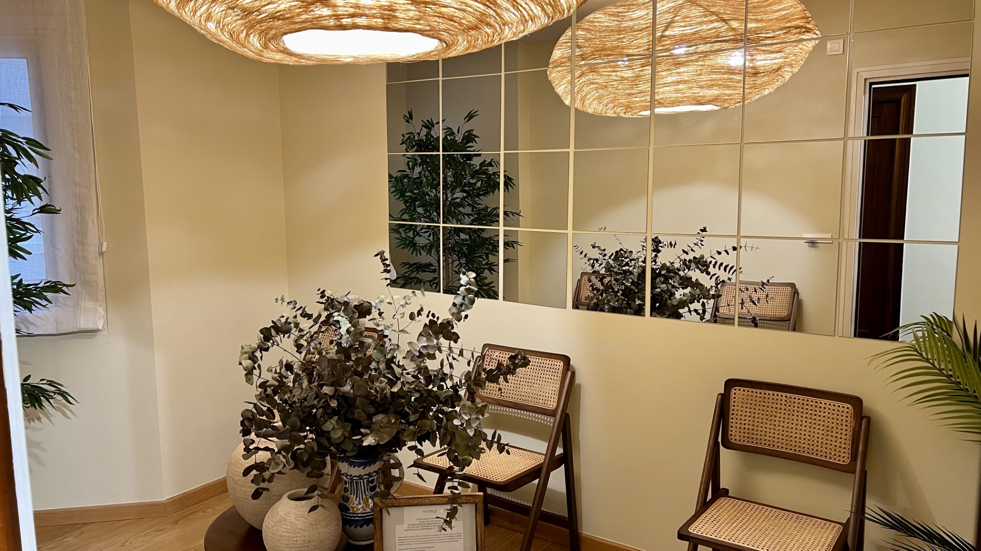 Imagen Sala de espera clínica Cora Sierra