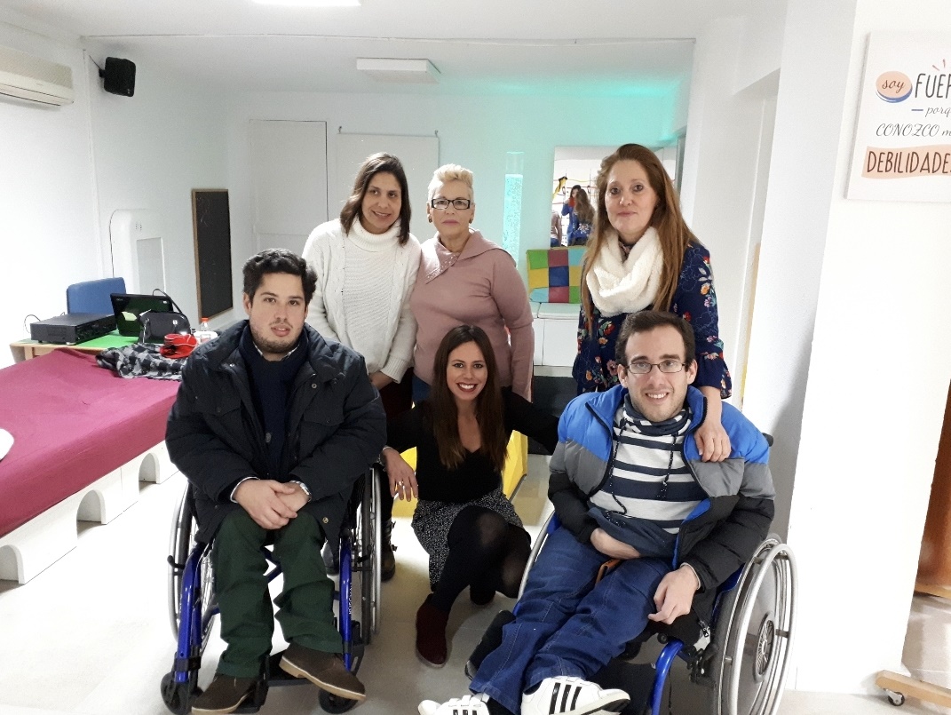 Manuel en una foto de grupo