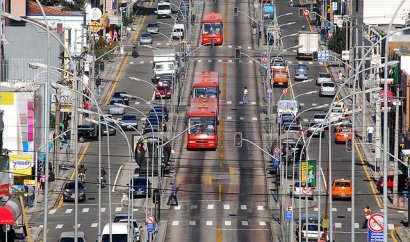 Foto del tráfico de una ciudad