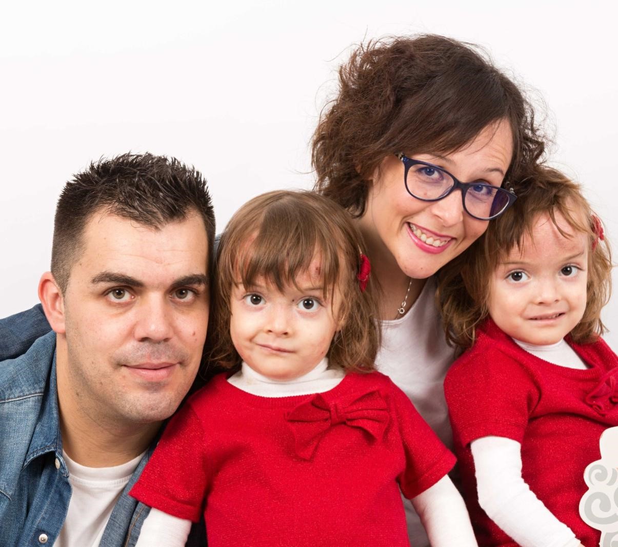 Vero y Pedro con Carla y Noa 