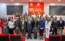 Foto de familia de la clausura de la V edición y apertura de la VI del Programa RADIA 