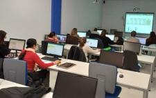 Estudiantes en una clase