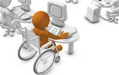 dibujo de una persona en silla de ruedas trabajando en un ordenador