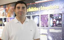 Foto de Enrique en su centro de trabajo del CSIC