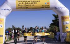 Imagen de participantes en la carrera