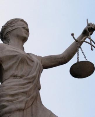 Estatua justicia ciega