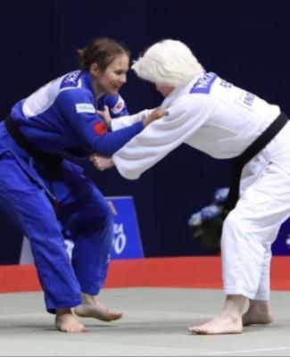 Marta practicando judo