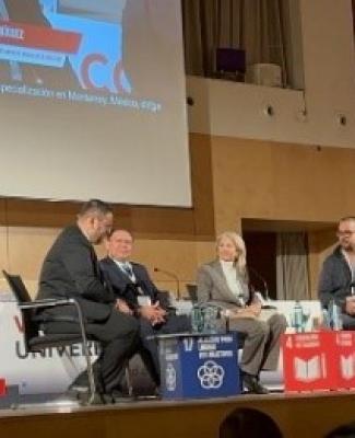 Foto debate durante el congreso