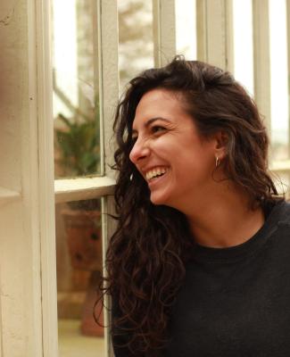 Imagen de Alicia sonriente 