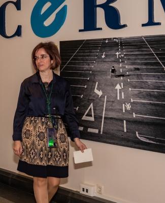 Foto de Pilar Villarino en una reunión con el Ministerio de Inclusión